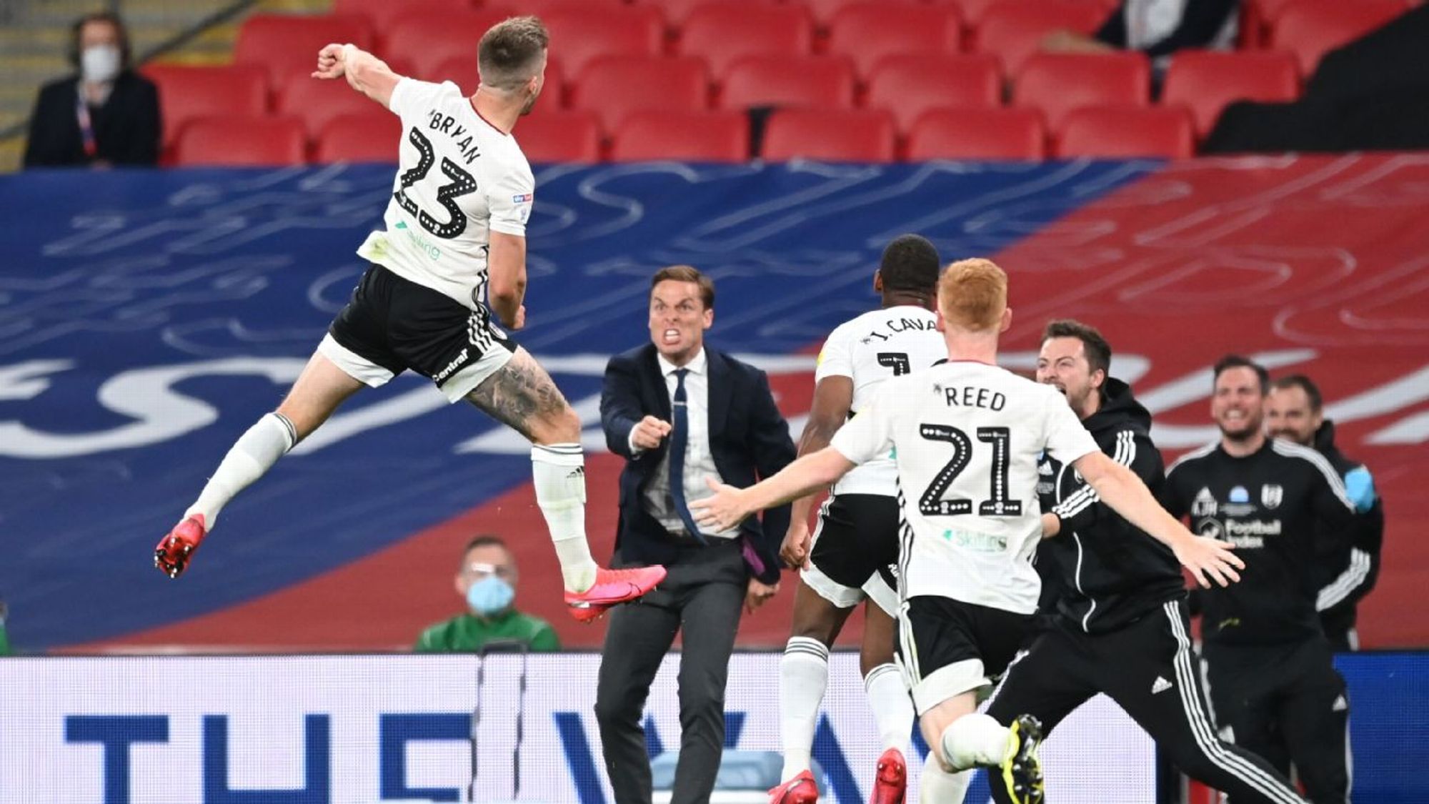 小組榜首的 小組榜首的